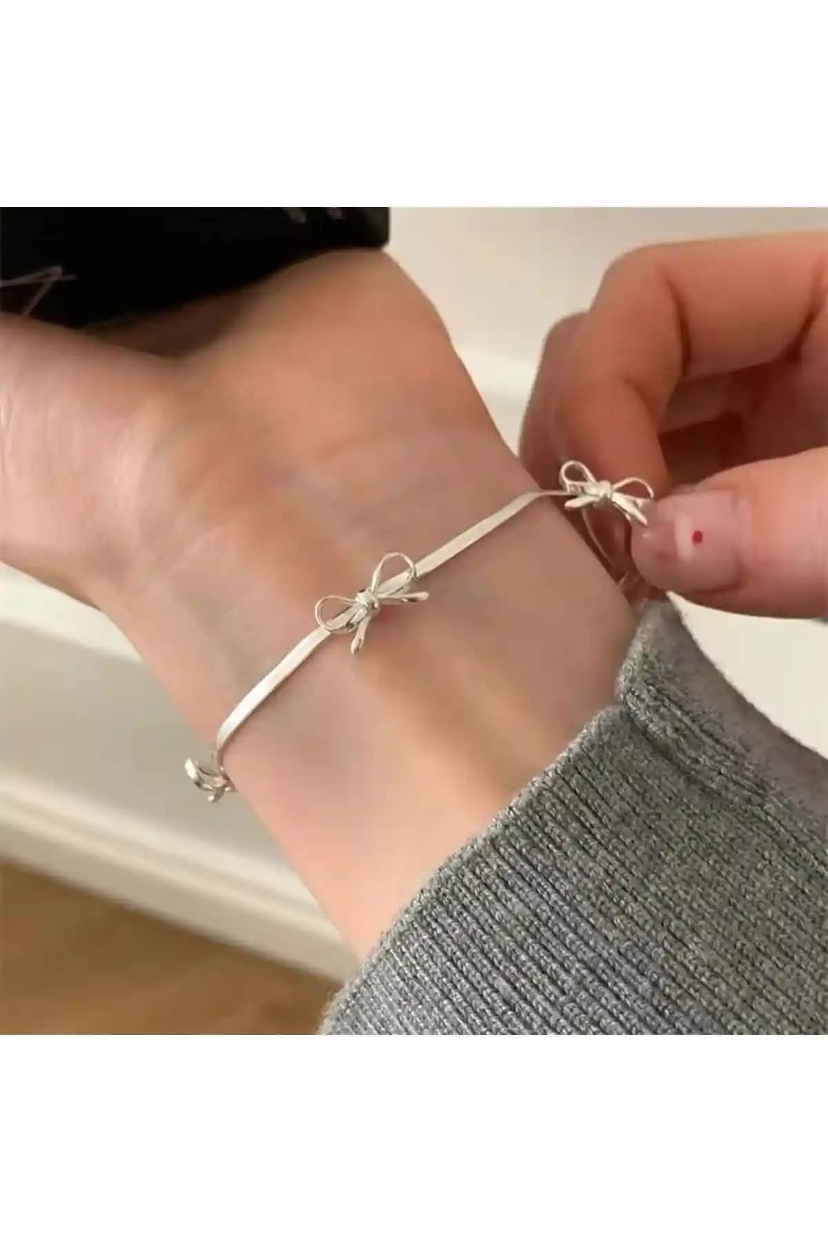 SleyShop Fiyonk Coquette Ribbon Zincir Bileklik Zarif ve Dayanıklı Kadın Takısı