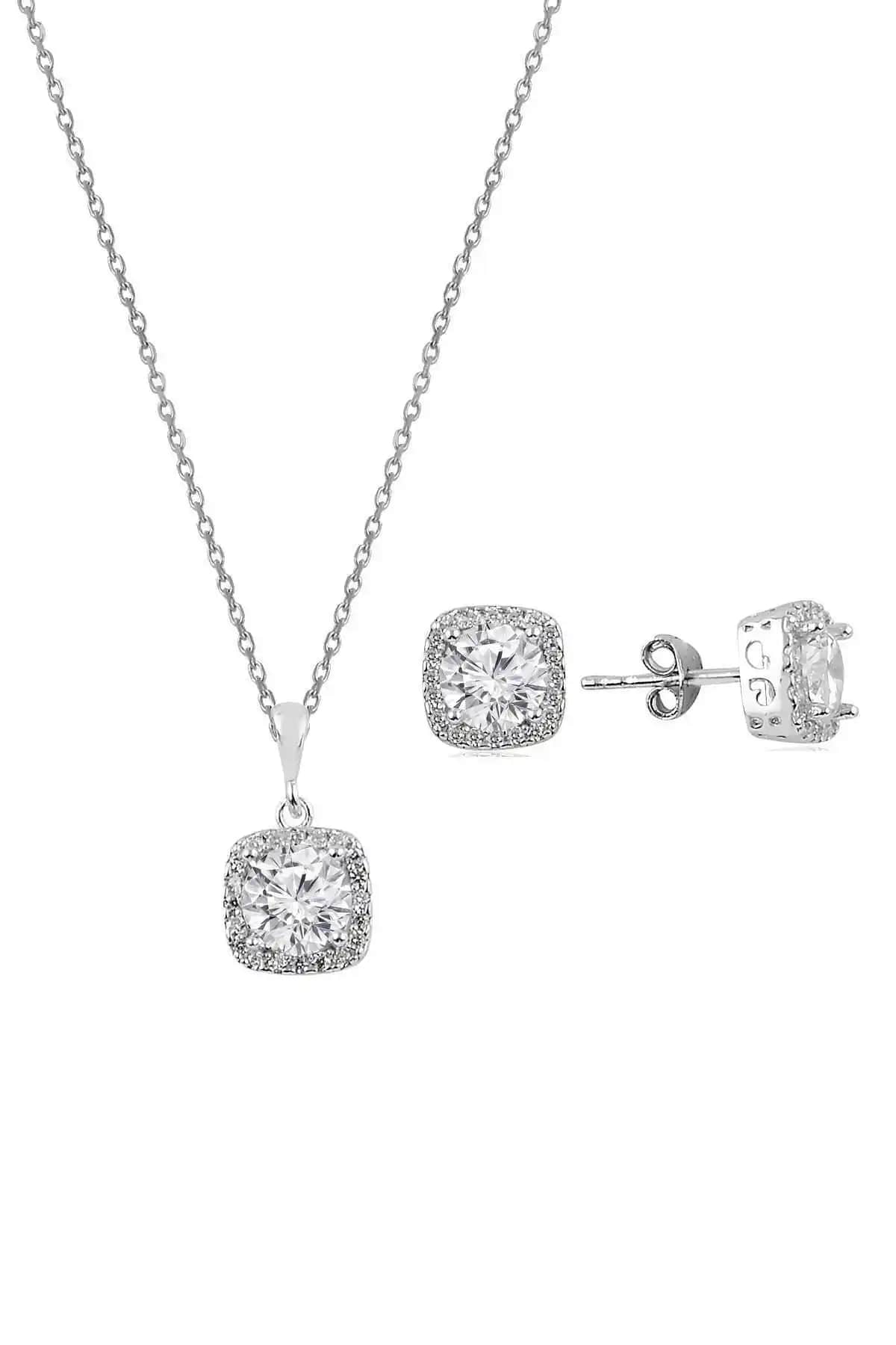 Söğütlü Silver Güçlü Zirkon Taşlı Kare Pırlanta Montürlü Takı Seti