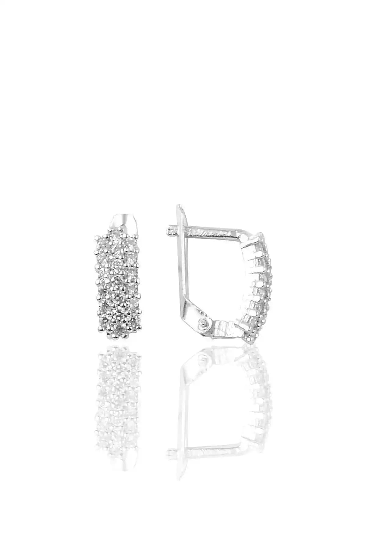 Söğütlü Silver ve Zanaatsilver Gümüş Küpe Karşılaştırması ve Özellikleri
