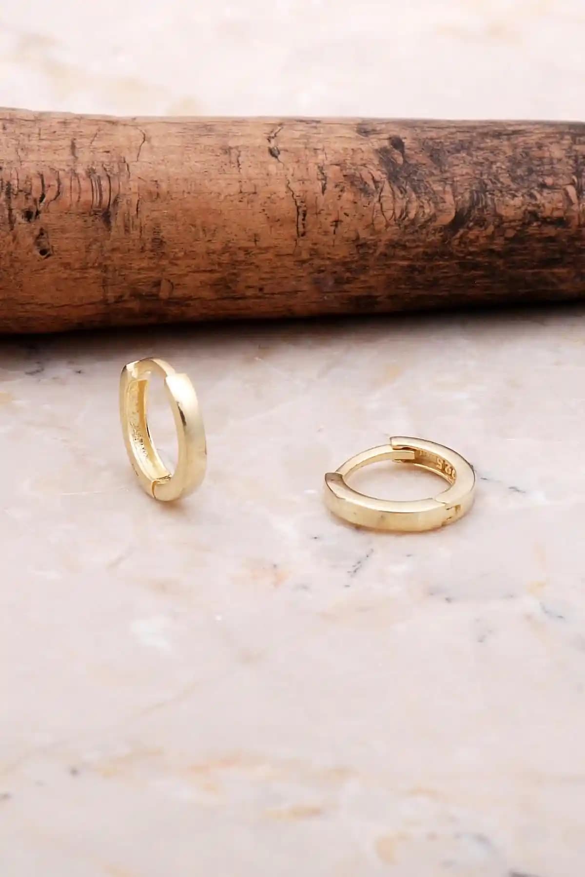 Sümer Telkari Altın Yalnızlık Güleş 12 Mm Halka Küpe Zarif ve Dayanıklı Tasarım