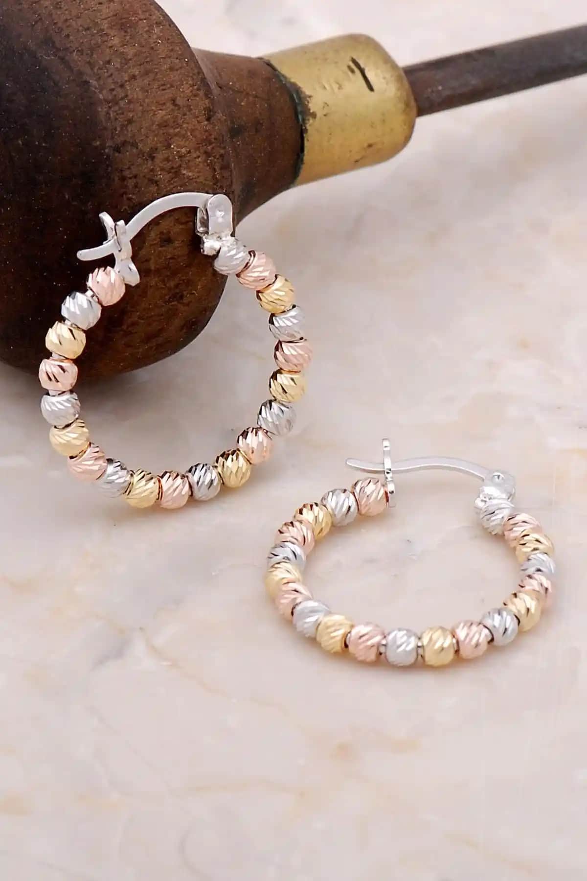 Sümer Telkari Toplu Dorissa Renkli Gümüş Halka Küpe Modern ve Zarif Tasarım