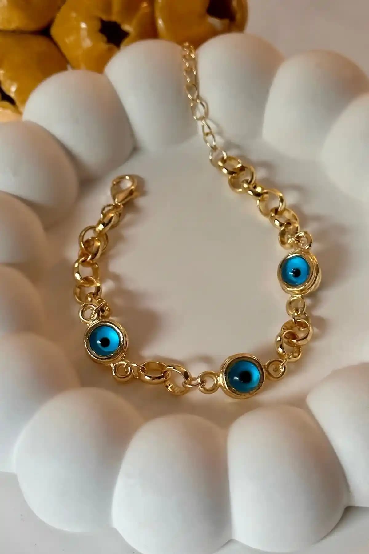 Trend Butik Bileklik Karşılaştırması: Nostalji Nazar ve Yaşam Çiçeği Modelleri