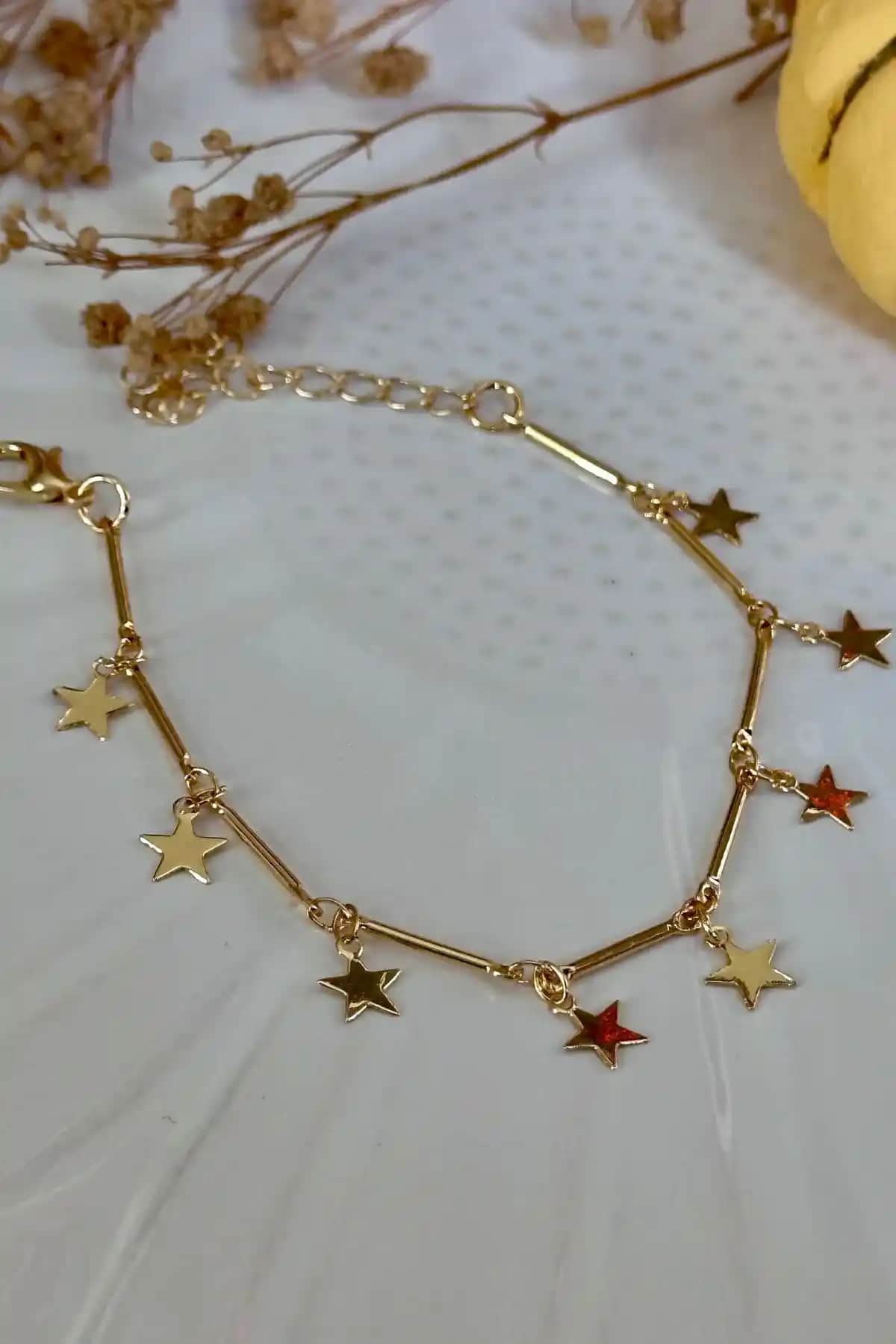 Trendy Butik Yılz Bileklik: Modern ve Şık Tasarımıyla Günlük ve Özel Kullanımlar İçin