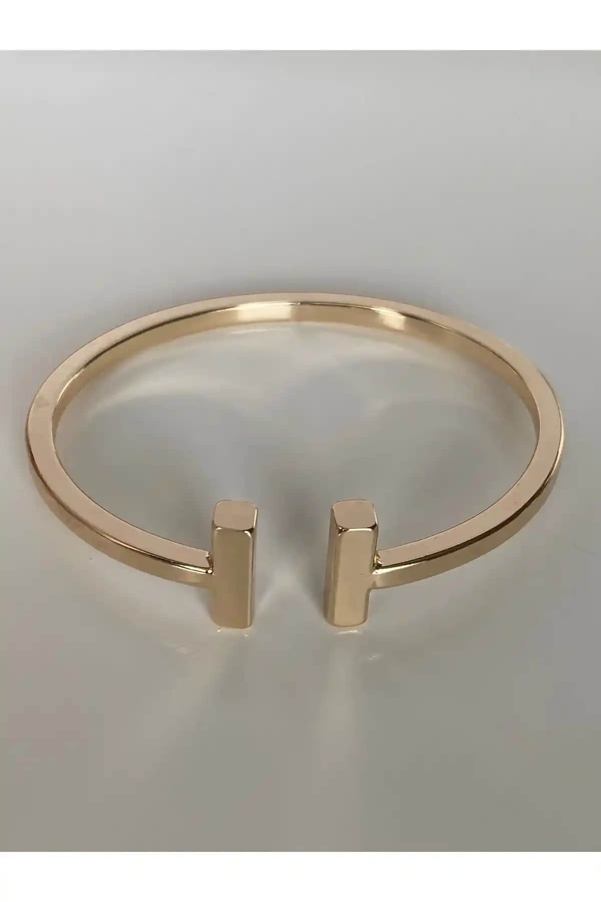 Vi Store Altın Kaplama Tiffany Model Bileklik Şıklık ve Zarafetin Modern Yansıması