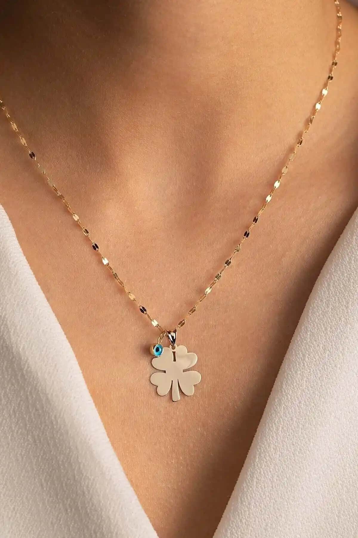 Yavuz Kuyumculuk Altın İtalyan Zincir Yonca Kolye Günlük ve Özel Kullanım İçin Uygun