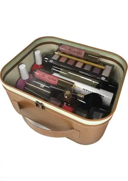 Akselife ve Bahels Papatya Desenli Makyaj Çantası Karşılaştırması ve Seçim Rehberi