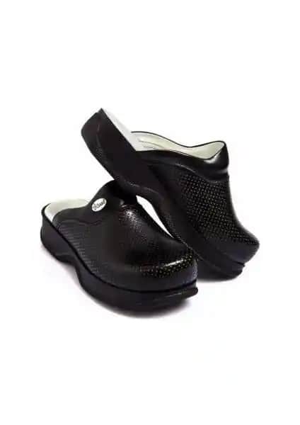 Dr. Mitra Sabo ve Hipokrat Tam Sabo Terlik Karşılaştırması Uzun Süre Ayakta Çalışanlar İçin