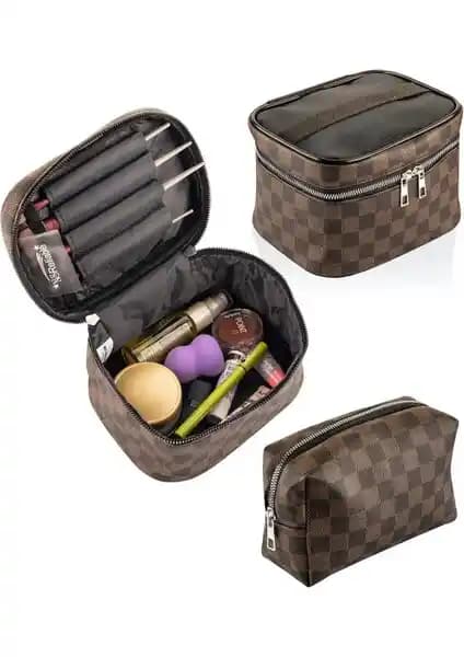 İki Farklı Makyaj Çantası Karşılaştırması: Özellikleri ve Kullanıcı Yorumları