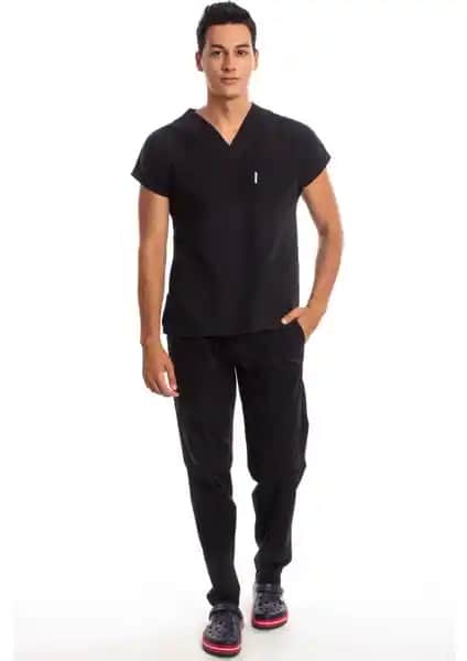 Sağlık Çalışanları İçin Simirna Üniforma Karşılaştırması: Farklar ve Tercih İpuçları