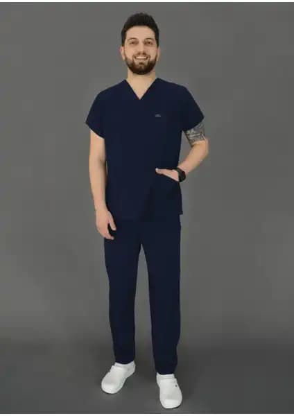 Sağlık Profesyonelleri İçin Hemşire ve Doktor Forması Karşılaştırması 2
