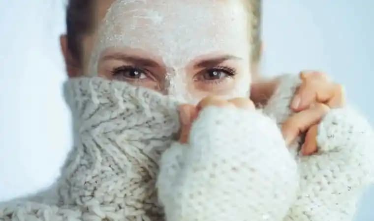 Kış Aylarında Cilt Bakımı: Soğuk ve Kuru Havalarda Etkili Koruma Yöntemleri