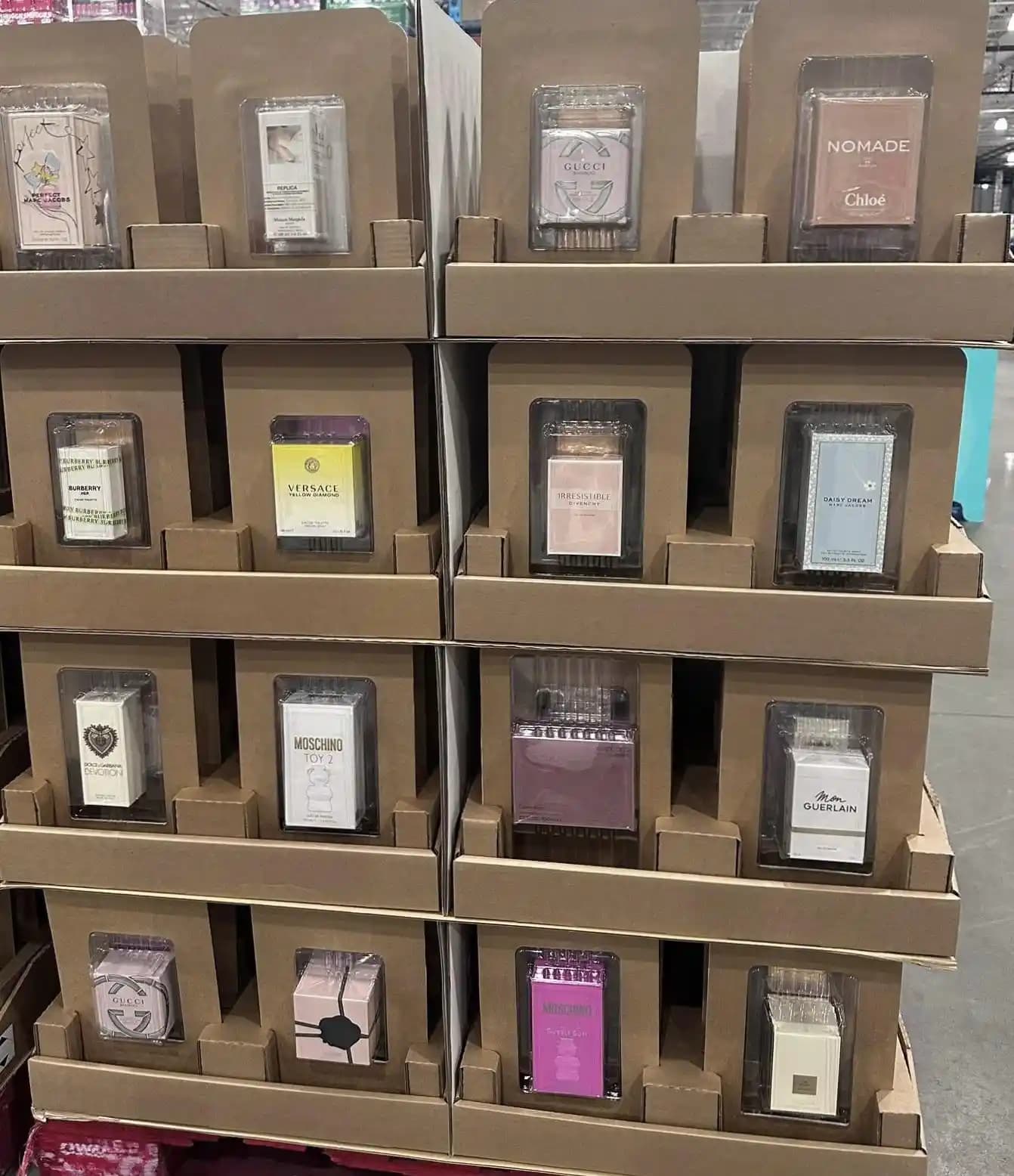 r/Perfumes Topluluğunda Popüler Parfümler: Mon Guerlain, Nomade ve Diğer Tercihler