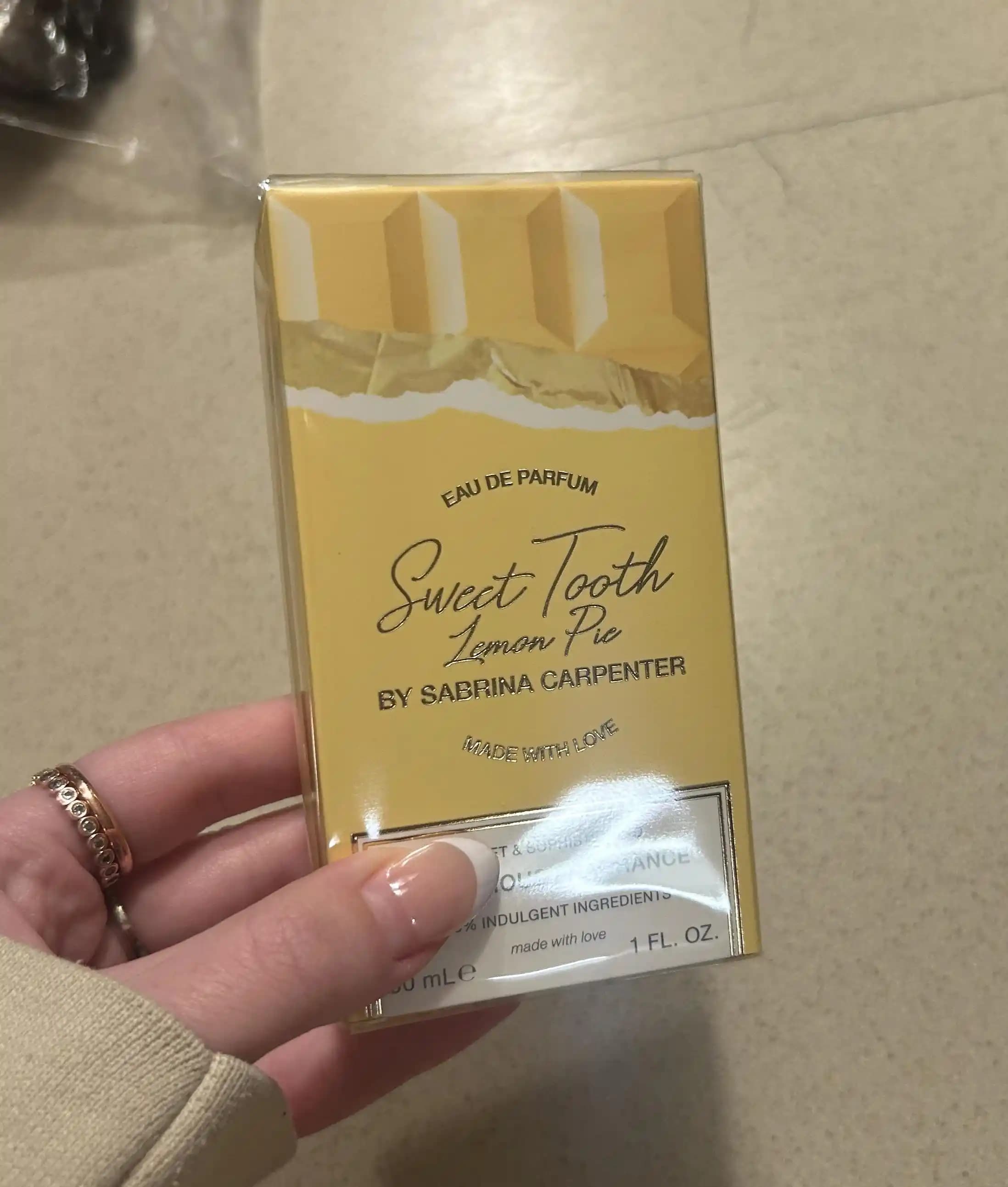 Sweet Tooth Lemon Pie Parfümü: Limonlu Tatlı Koku Profili ve Kullanıcı Yorumları