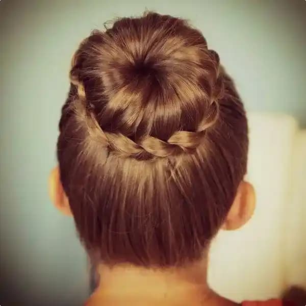 9-10 Yaş Çocuklar İçin Şık ve Rahat Saç Modelleri ile Doğal Güzellik