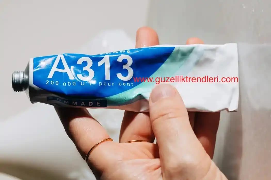 A313 Nedir ve Cilt Bakımında Retinol İçerikli Etkileri Nelerdir?
