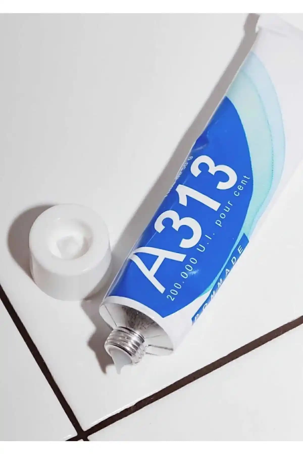 A313 Retinol Krem: Yaşlanma Karşıtı ve Cilt Yenileyici Etkili Krem