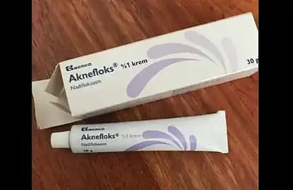 Aknefloks Krem: Bakteriyel Akne ve Sivilce Tedavisinde Etkili Cilt Bakımı