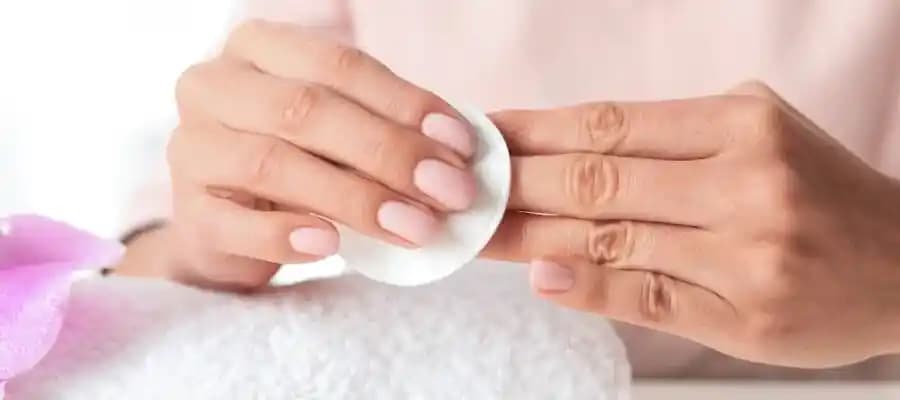 Aseton Dışında Oje Çıkarma Yöntemleri: Doğal ve Etkili Çözümlerle Tırnak Bakımı