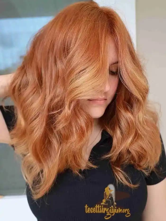 Bakır Saç Kime Yakışır? Ten Alt Tonlarına Göre Kusursuz Bakır Saç Rehberi