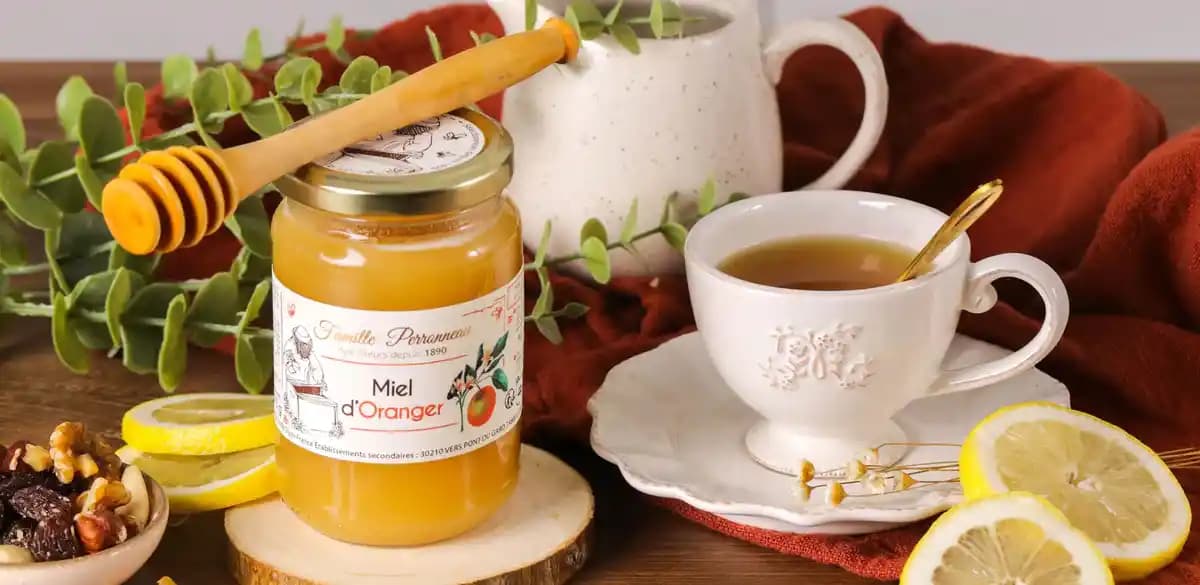 Balın Kozmetik ve Kişisel Bakımdaki Doğal Faydaları ve Kullanım Alanları