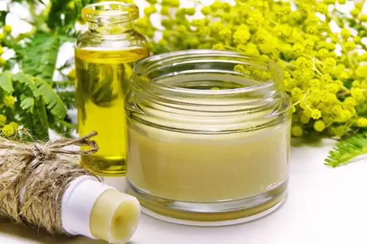 Bebek Yağı Vücuda Sürülür mü? Cilt Bakımında Doğru Kullanım ve Faydaları