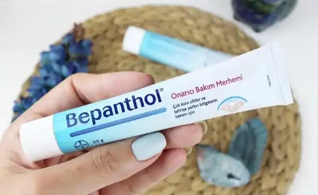 Bepanthol Krem Çeşitleri ve Faydaları: Hassas ve Kuru Ciltler İçin Etkili Bakım