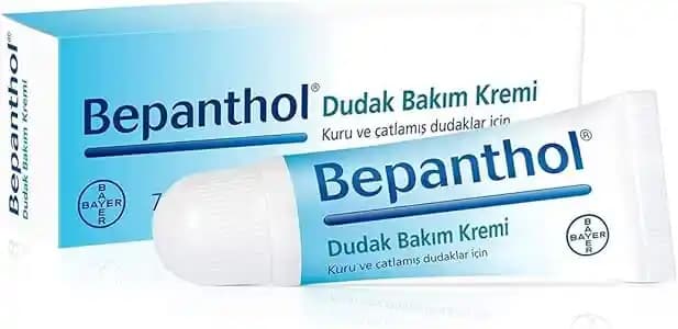 Bepanthol Lip Balm: Kuru ve Hassas Dudaklar İçin Etkili Nemlendirme ve Onarım