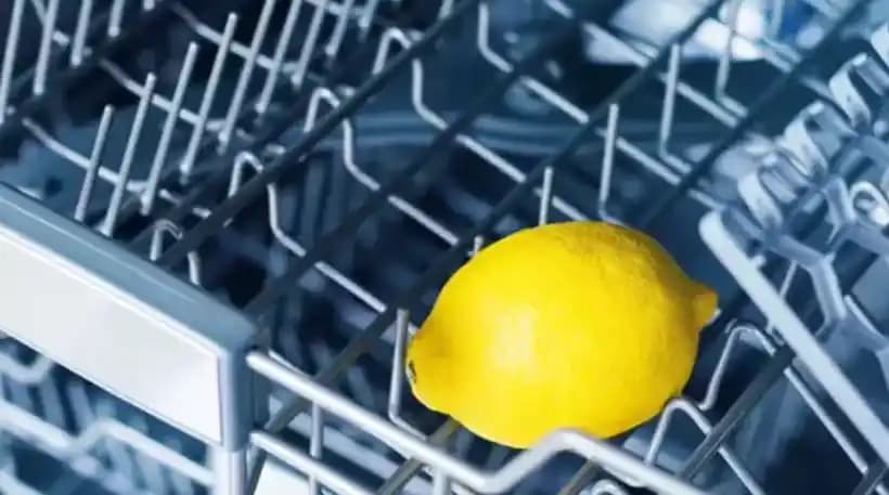 Bulaşık Makinesi Parlatıcı Yerine Limon Kullanımı: Doğal ve Etkili Temizlik Yöntemi