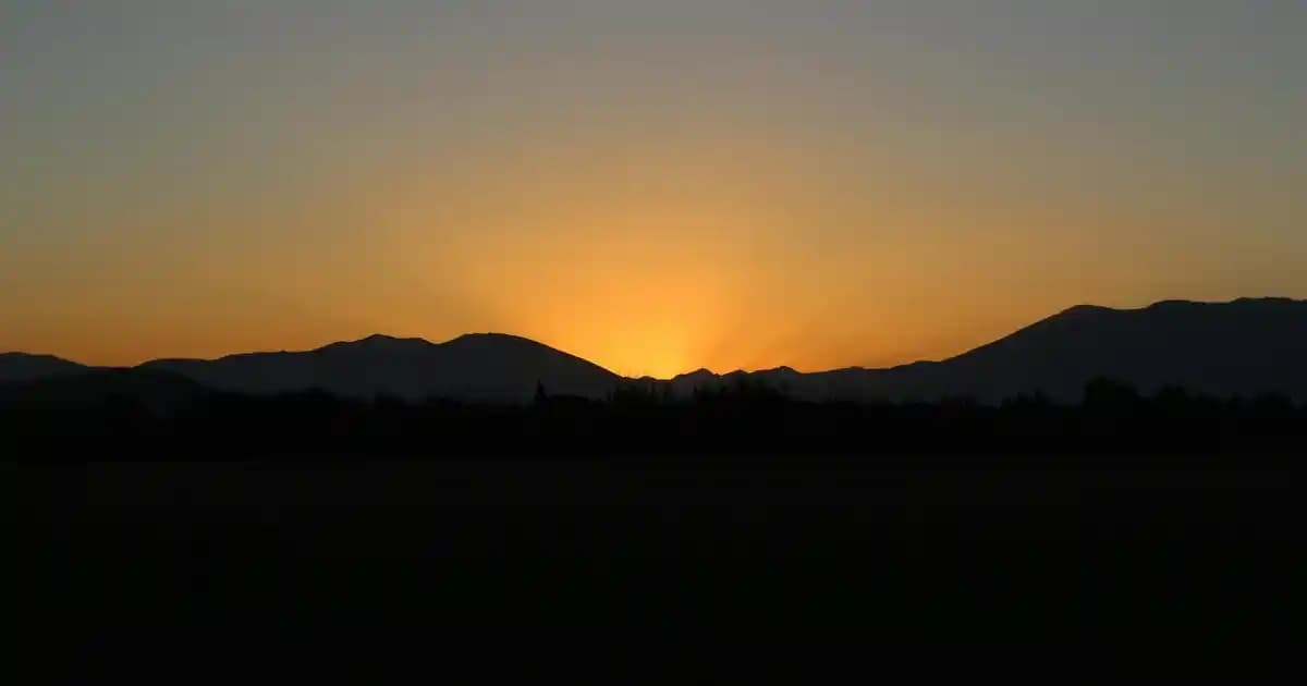 Butter Gloss: Dudak Bakımında Nemlendirici ve Parlaklık Sağlayan Yeni Trend