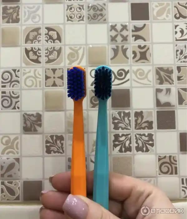 Curaprox 1560 ve 5460 Diş Fırçaları: Özellikler ve Kullanım Önerileri