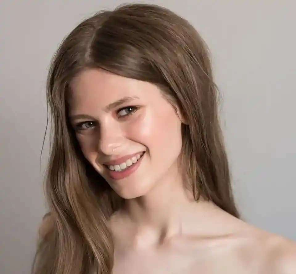 Doğal Kumral Saç Rengi Nasıl Elde Edilir? Saç Boyama ve Bakım İpuçları