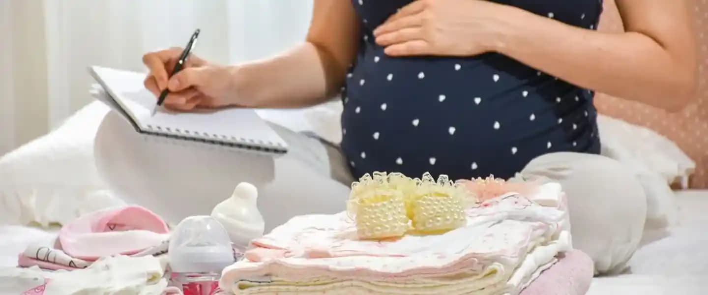Doğum Çantası Hazırlama Listesi: Anne ve Bebek İçin Eksiksiz Rehber
