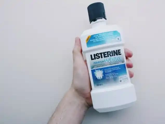 En İyi Listerine Seçimi: Ağız Bakımında Doğru Gargara Rehberi