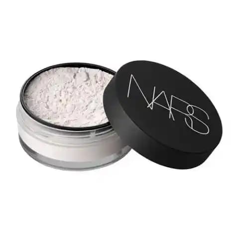 En İyi Sabitleyici Pudra Seçimi: Makyajınız İçin Kalıcı ve Doğal Sonuçlar