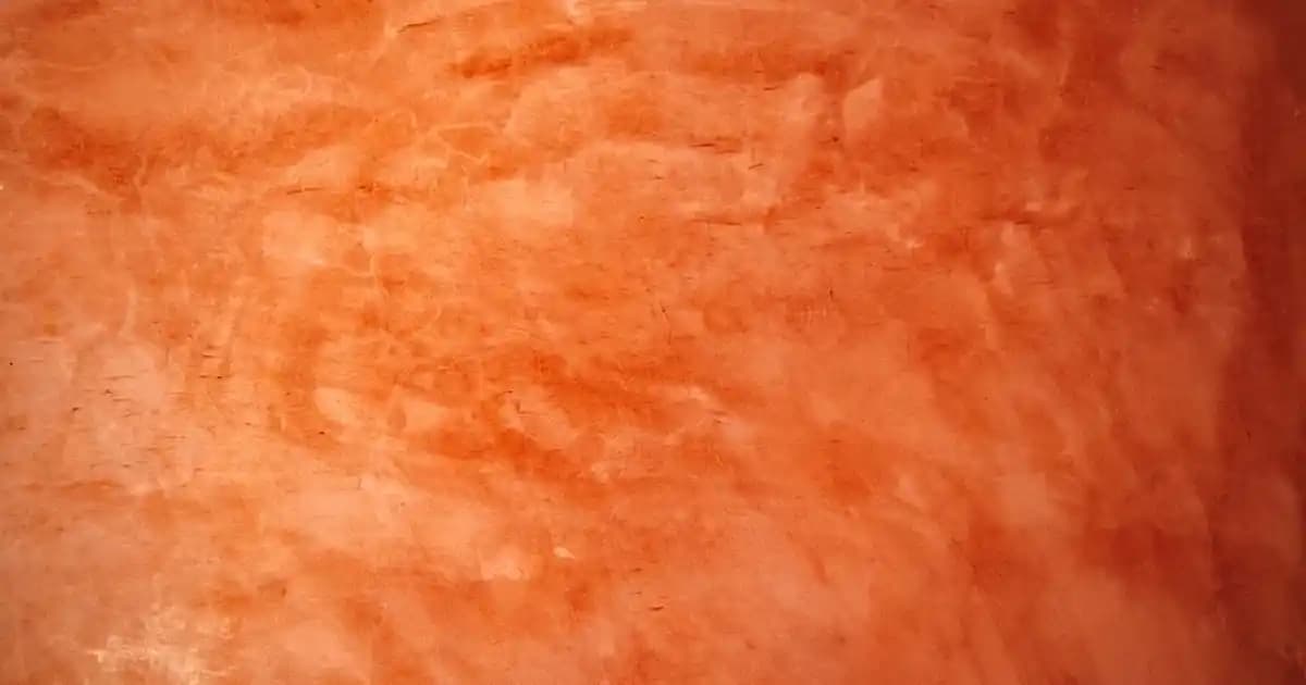 Erkek Yağlı Cilt Bakımı: Doğru Ürün Seçimi ve Parlaklık Kontrolü İçin Rehber