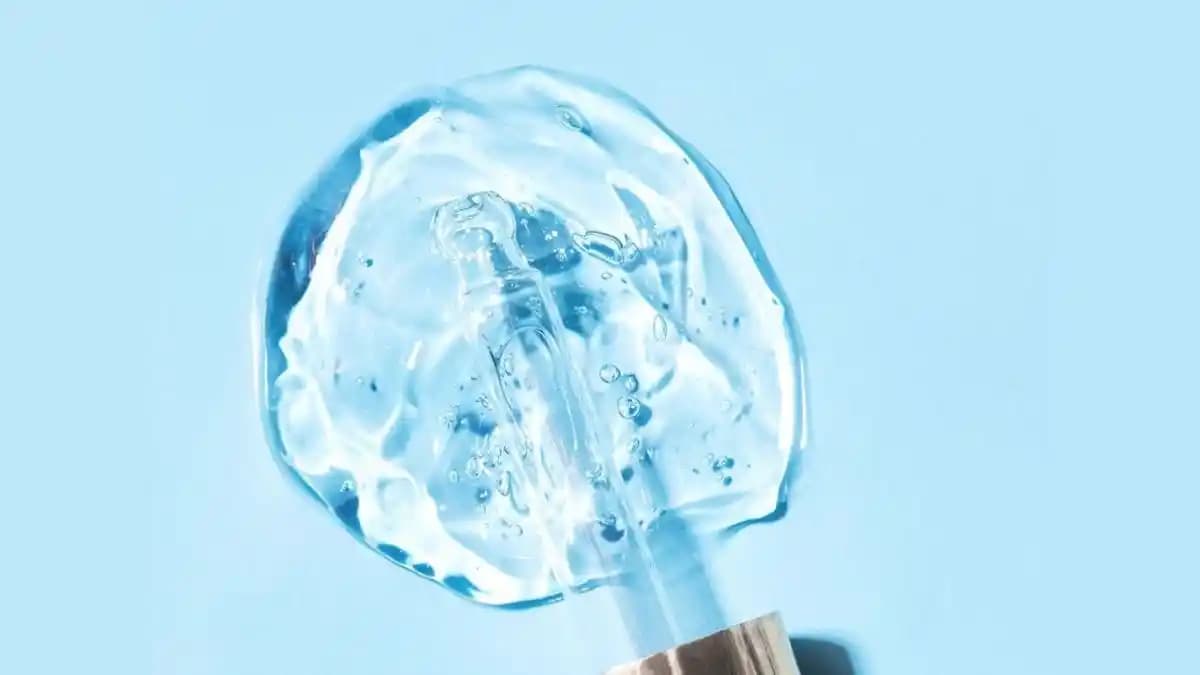 Gliserin Saça Nasıl Uygulanır? Doğal Nemlendirici ve Saç Bakım Rehberi