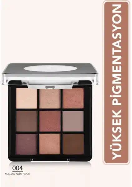 Işıltılı Göz Farları: Göz Makyajında Parlaklık ve Uygulama Teknikleri Rehberi