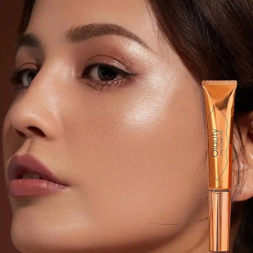 Kontür Çubuğu: Doğal ve Belirgin Yüz Hatları İçin Pratik Makyaj Ürünü