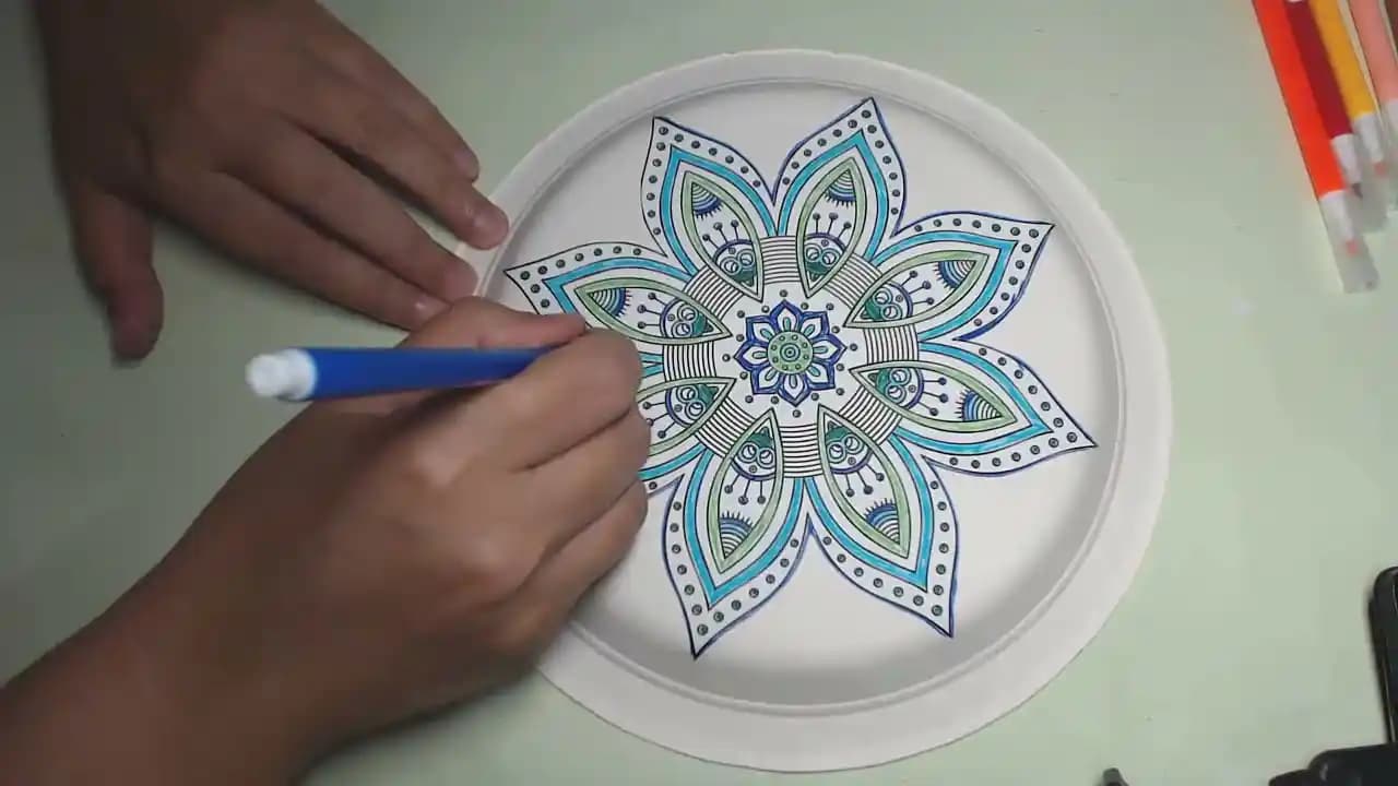 Köpük Tabak Boyama: Yaratıcılığınızı Keşfedin ve Kişisel Bakımınıza Estetik Katın