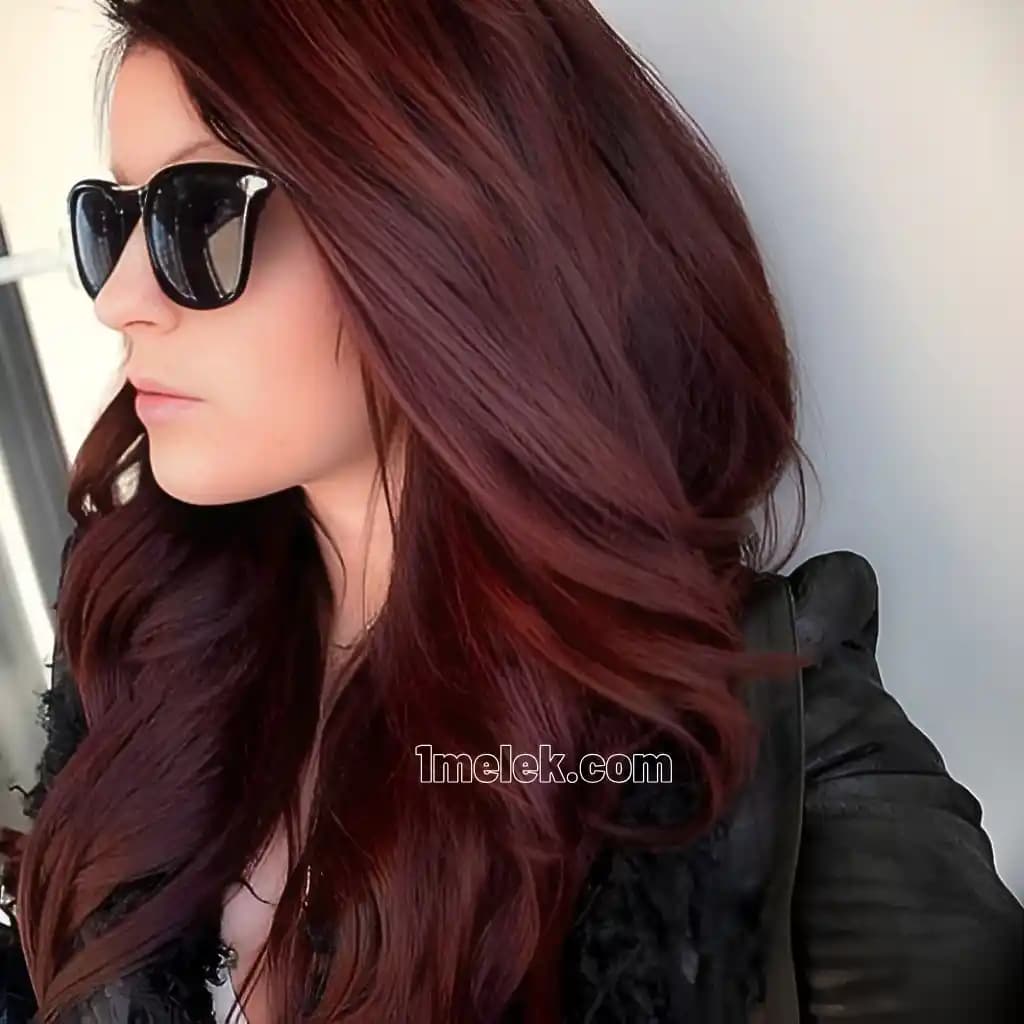 Koyu Kızıl Saç Modelleri ve Tonları: Canlı, Şık ve Cilt Tonuna Uygun Seçenekler