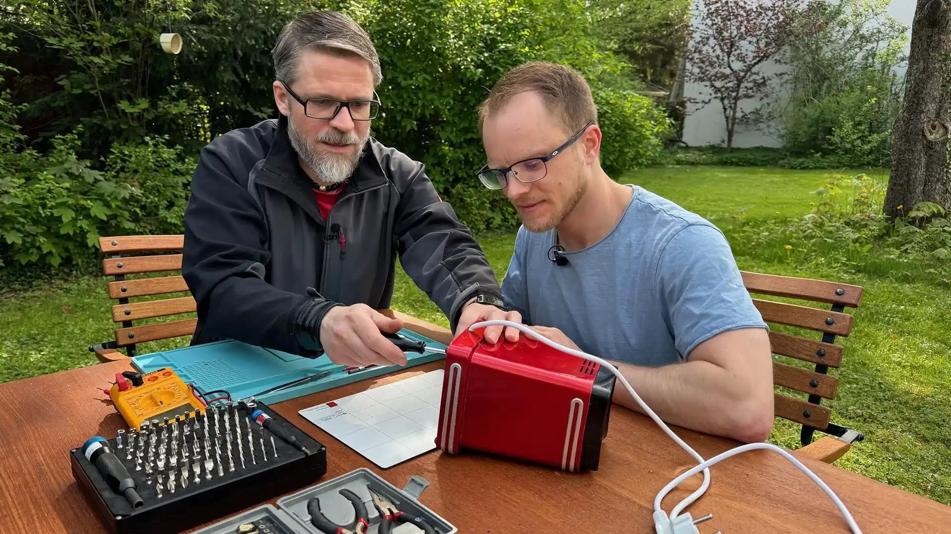 Let's Repair: Güzellik ve Bakımda Onarımın Gücü ile Sağlıklı ve Sürdürülebilir Bakım