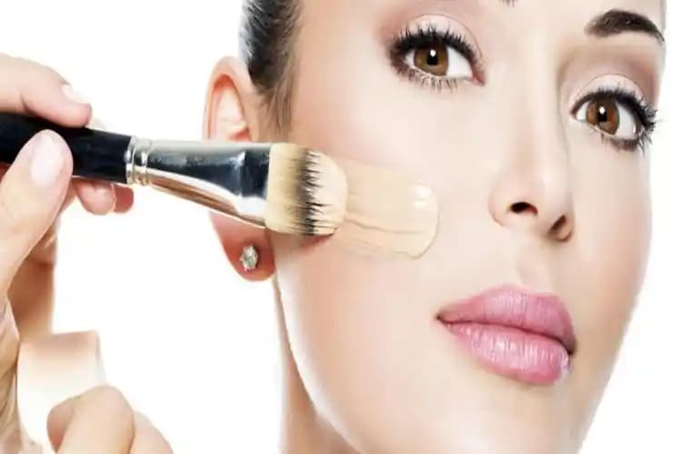 Makyaj Bazı ve Güneş Kremi Uygulama Sırası: Doğru Kullanım Rehberi