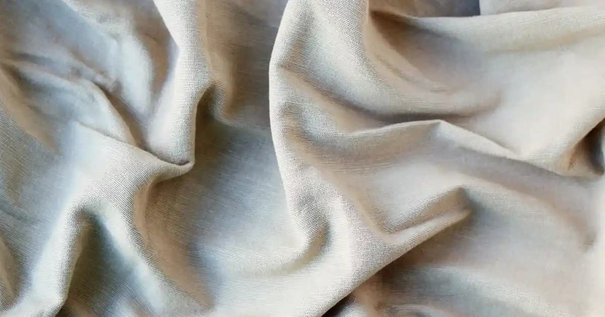 Maybelline Fit Me Allık: Doğal Mat Görünüm ve Uzun Süre Kalıcılık Sağlayan Seçenekler