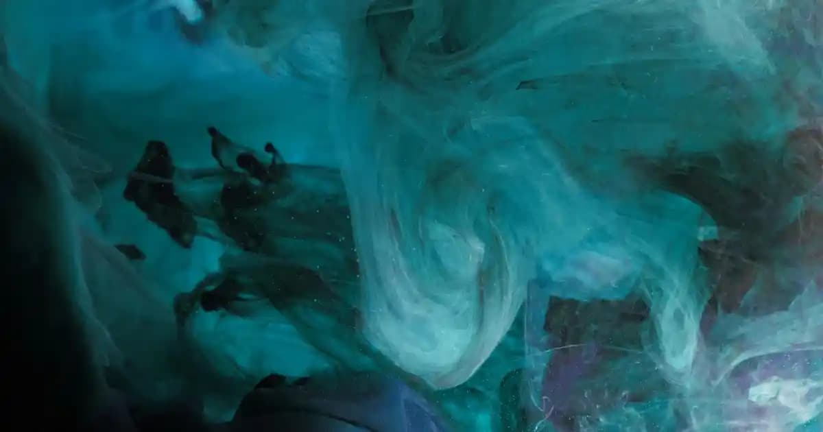 Oksidan 6 ve 9 Arasındaki Farklar ve Saç Boyamada Doğru Seçim Rehberi