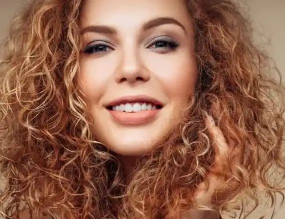 Perma Yaptırdıktan Sonra Saç Bakımı ve Dikkat Edilmesi Gereken Önemli Noktalar