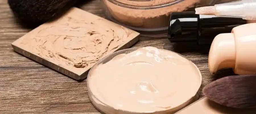 Primer Nedir ve Makyajda Kusursuz Sonuçlar İçin Nasıl Kullanılır?