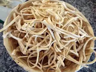 Radix'in Cilt Bakımındaki Rolü ve Olası Yan Etkileri: Güvenli Kullanım Rehberi