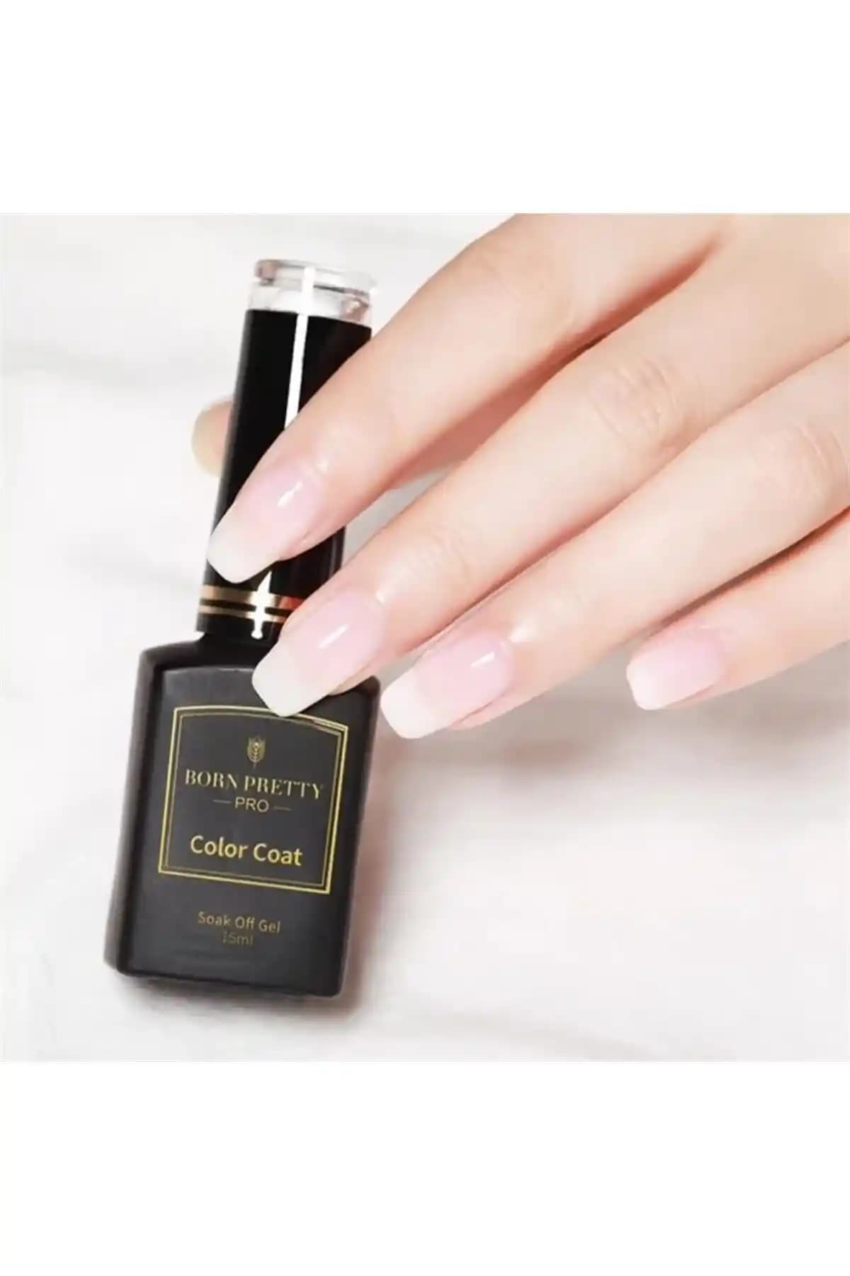 Raki Beyazi Oje: Doğallık ve Şıklığı Bir Araya Getiren Estetik Tırnak Rengi