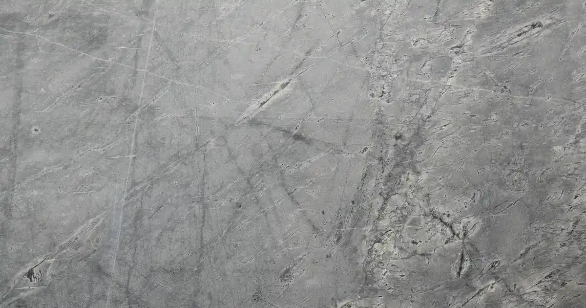 Redekain Krem: Cilt Tahrişlerinde Lokal Anestezik ve Yatıştırıcı Etkili Ürün