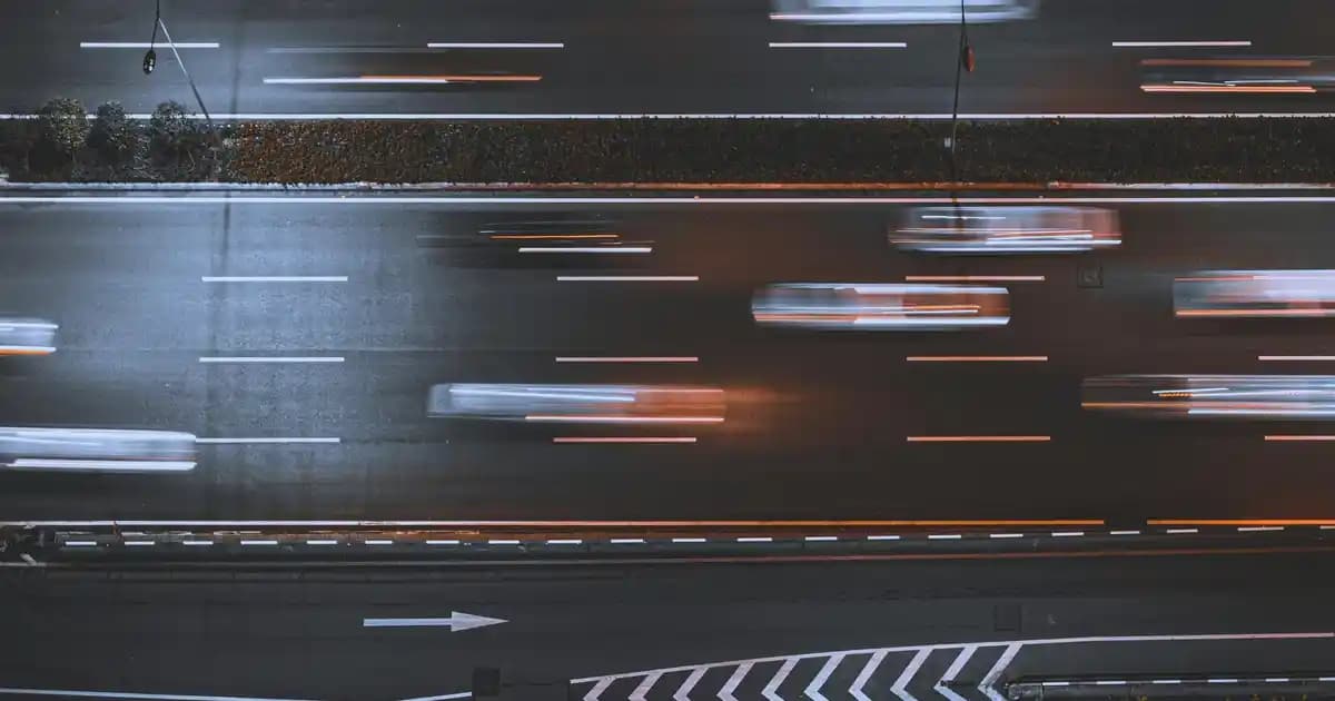 Regl Sancısına İyi Gelen Bitki Çayları: Doğal ve Etkili Rahatlama Yöntemleri